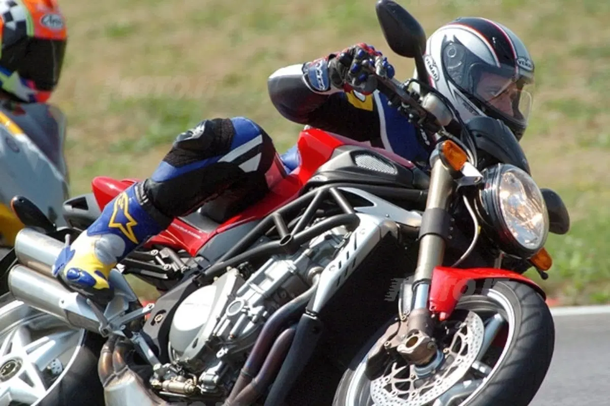 MV AGUSTA Brutale S (22)