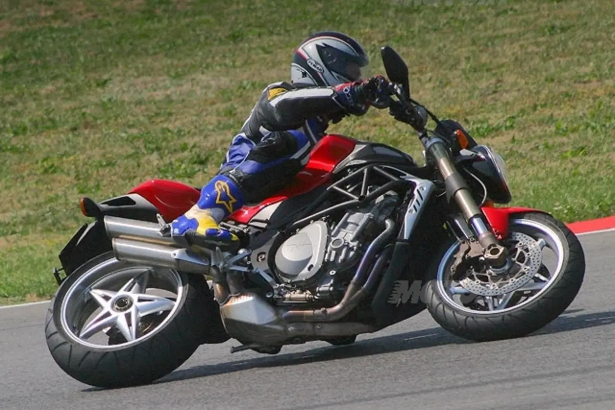 MV AGUSTA Brutale S (24)