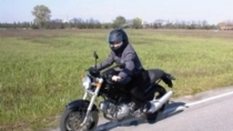 Ducati Monster Dark 620 i.e.