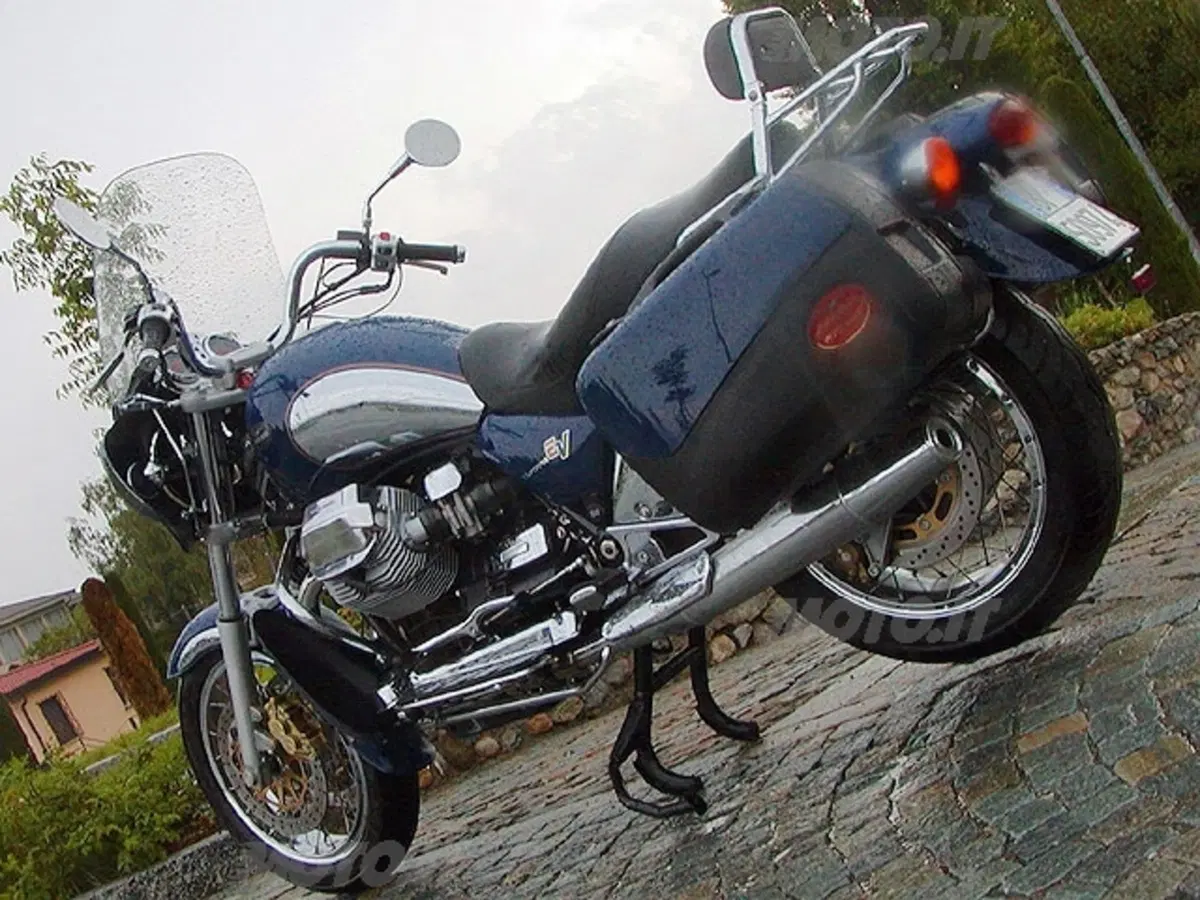 MOTO GUZZI California EV Touring (3)