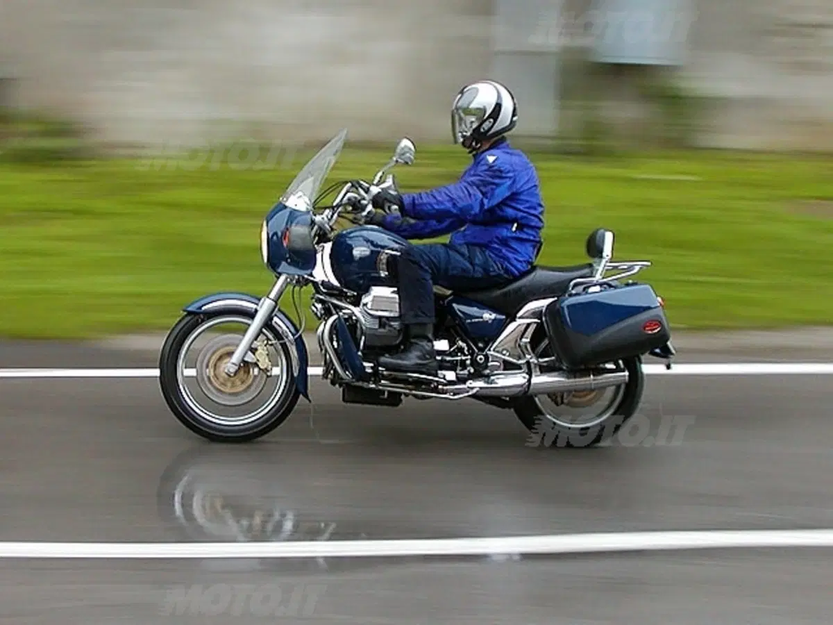 MOTO GUZZI California EV Touring (5)