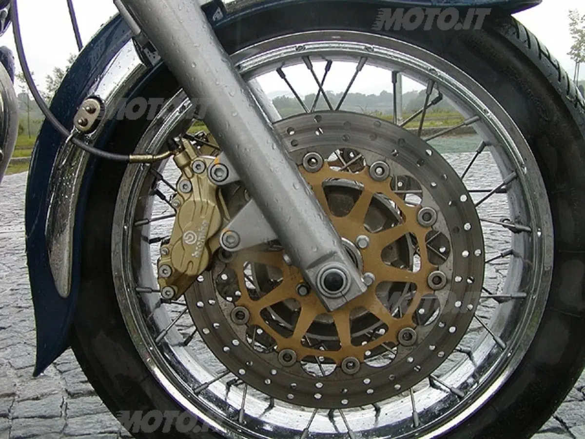 MOTO GUZZI California EV Touring (15)
