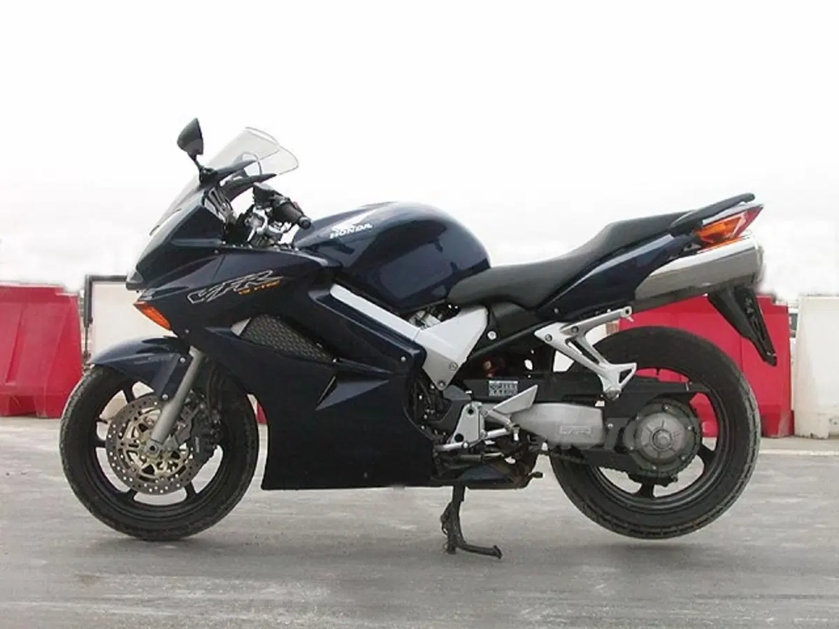 HONDA VFR