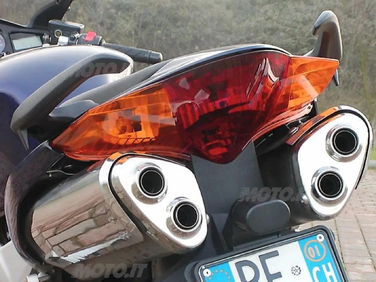 HONDA VFR (8)