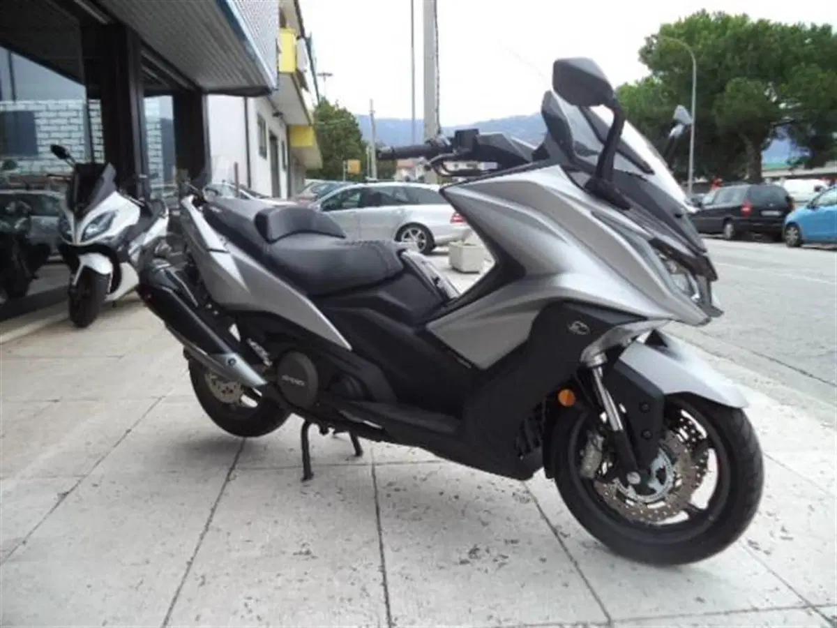 Kymco AK 550 (2017 - 19) (3)