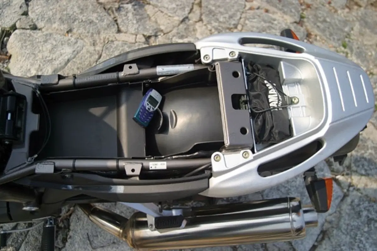 YAMAHA BT 1100 Bulldog (14)