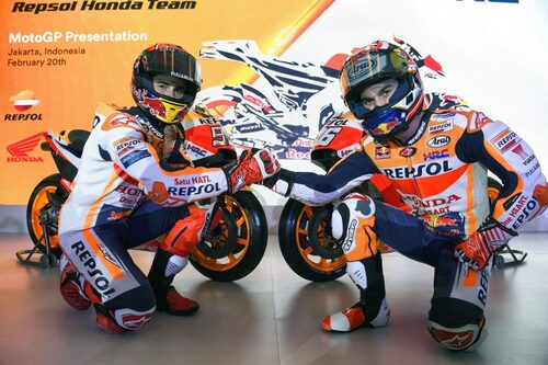 MotoGP. HRC svela le nuove livree 2018 (7)