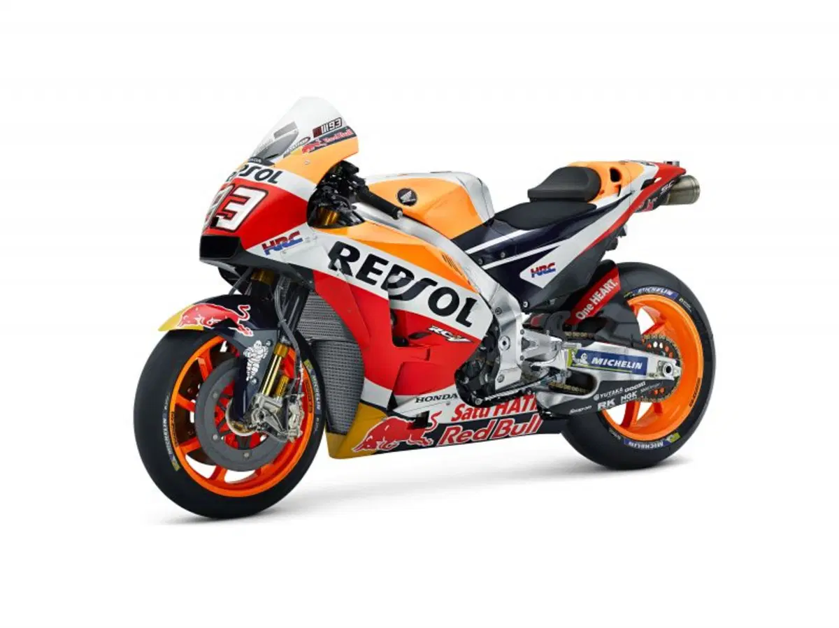 MotoGP. HRC svela le nuove livree 2018 (12)