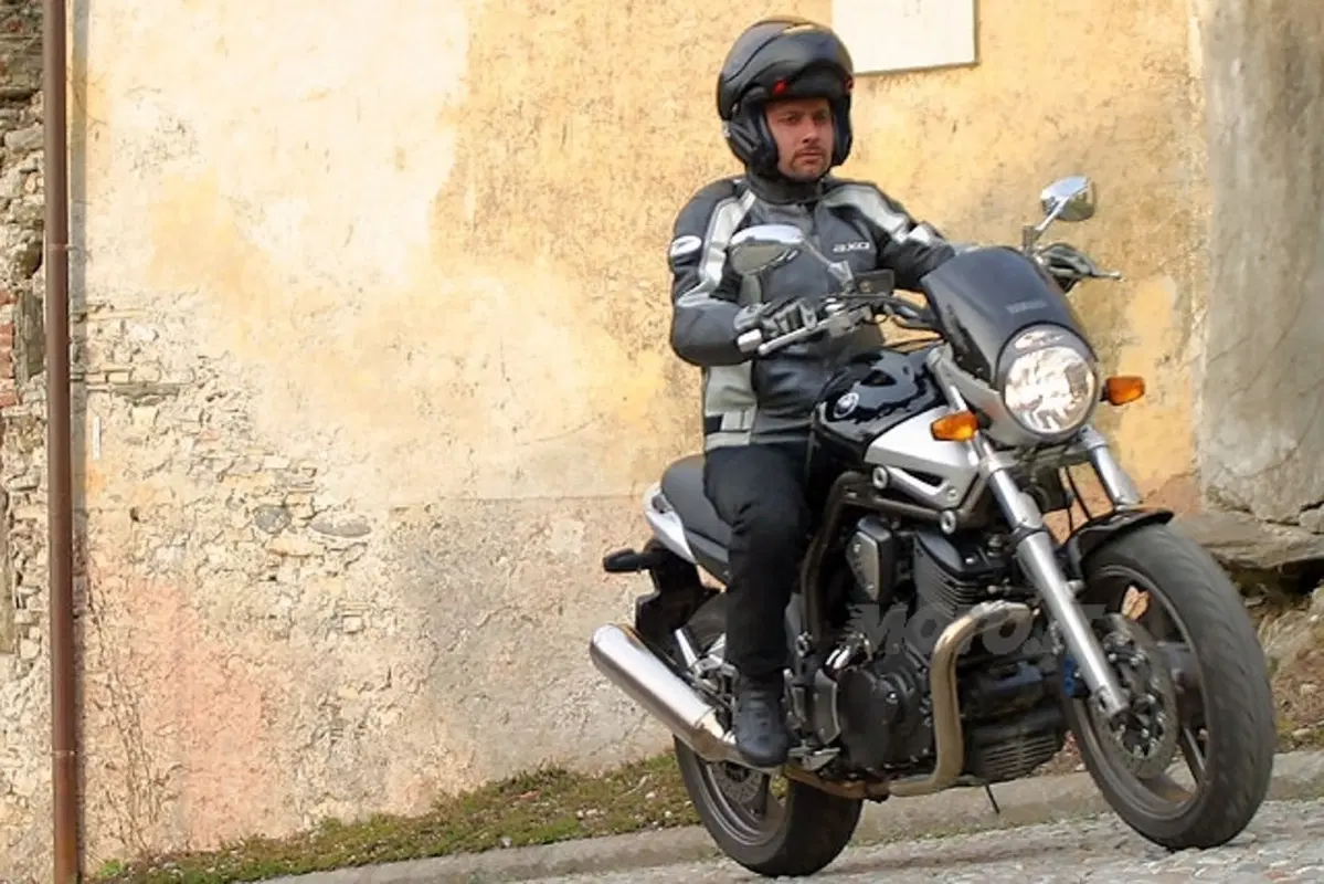 YAMAHA BT 1100 Bulldog (19)