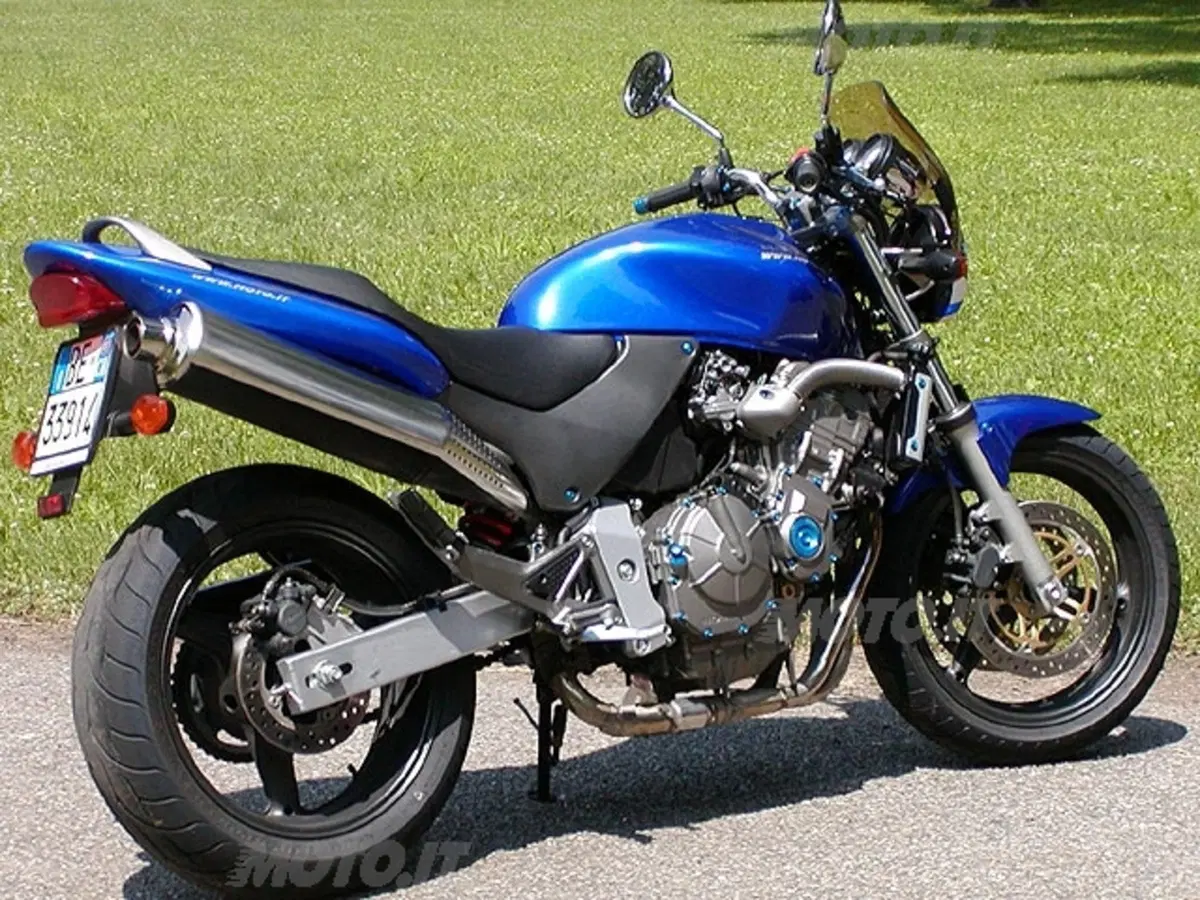 HONDA CB 600 F Hornet (3)