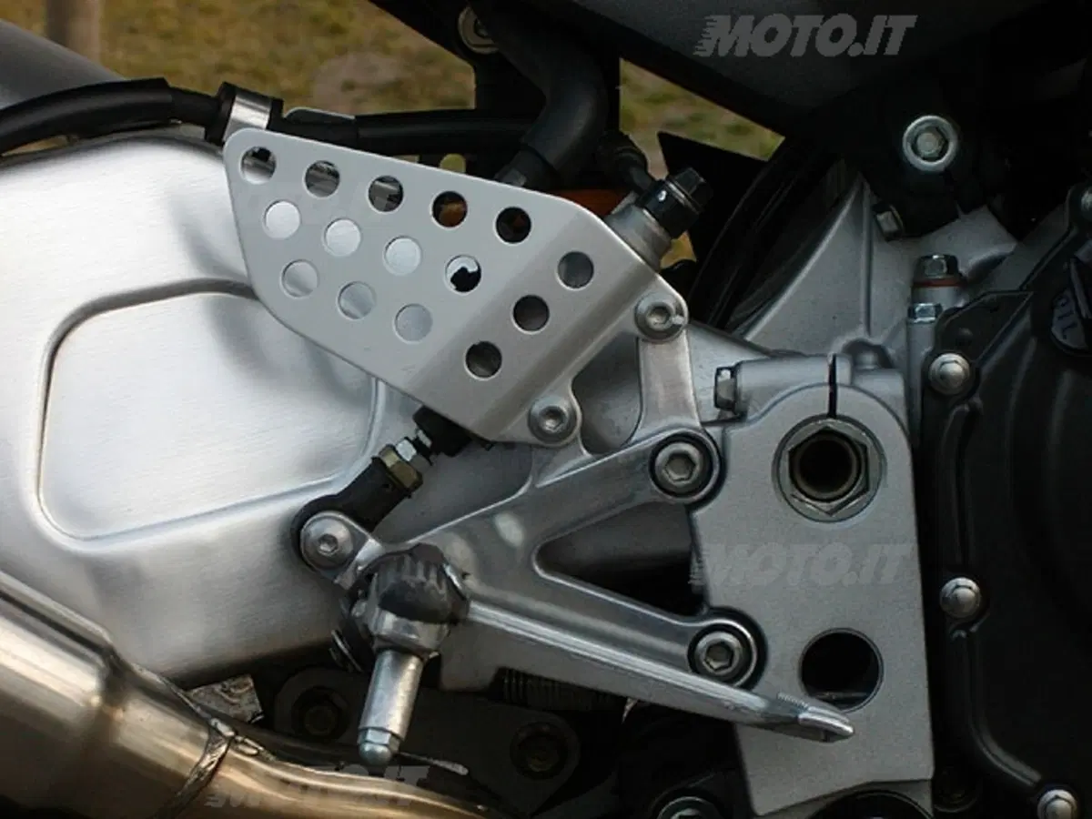 HONDA CBR 900 RR (9)