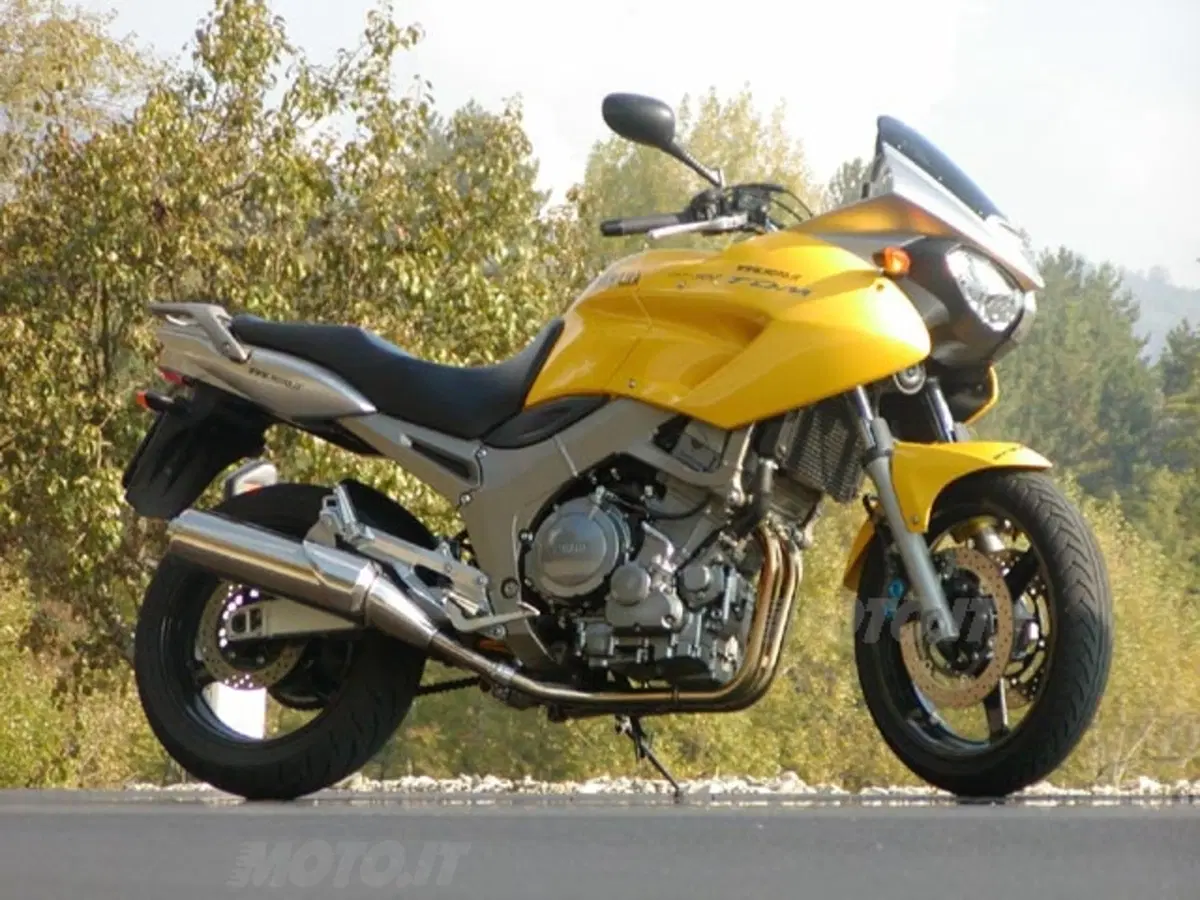 YAMAHA TDM 900