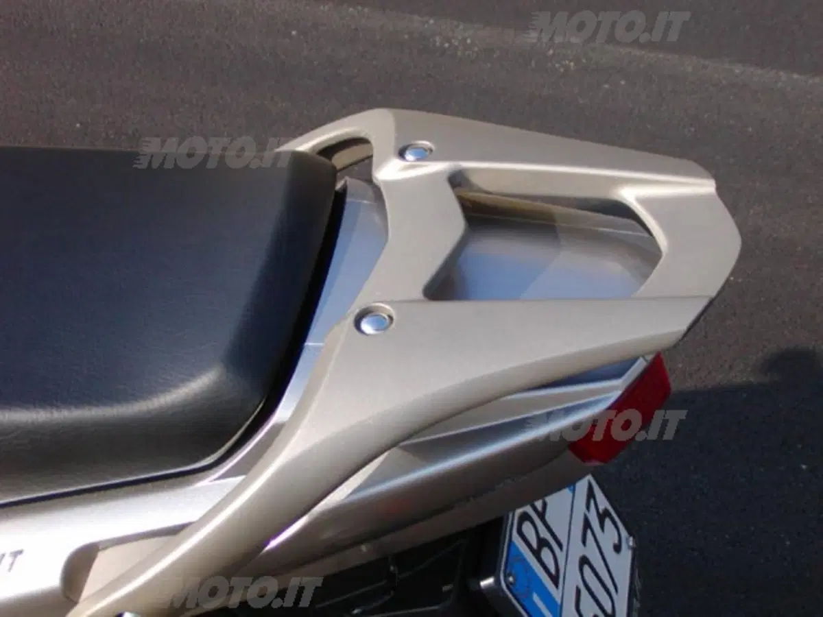 YAMAHA TDM 900 (16)