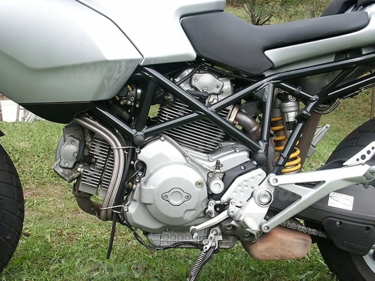 DUCATI Multistrada 1000 DS (5)