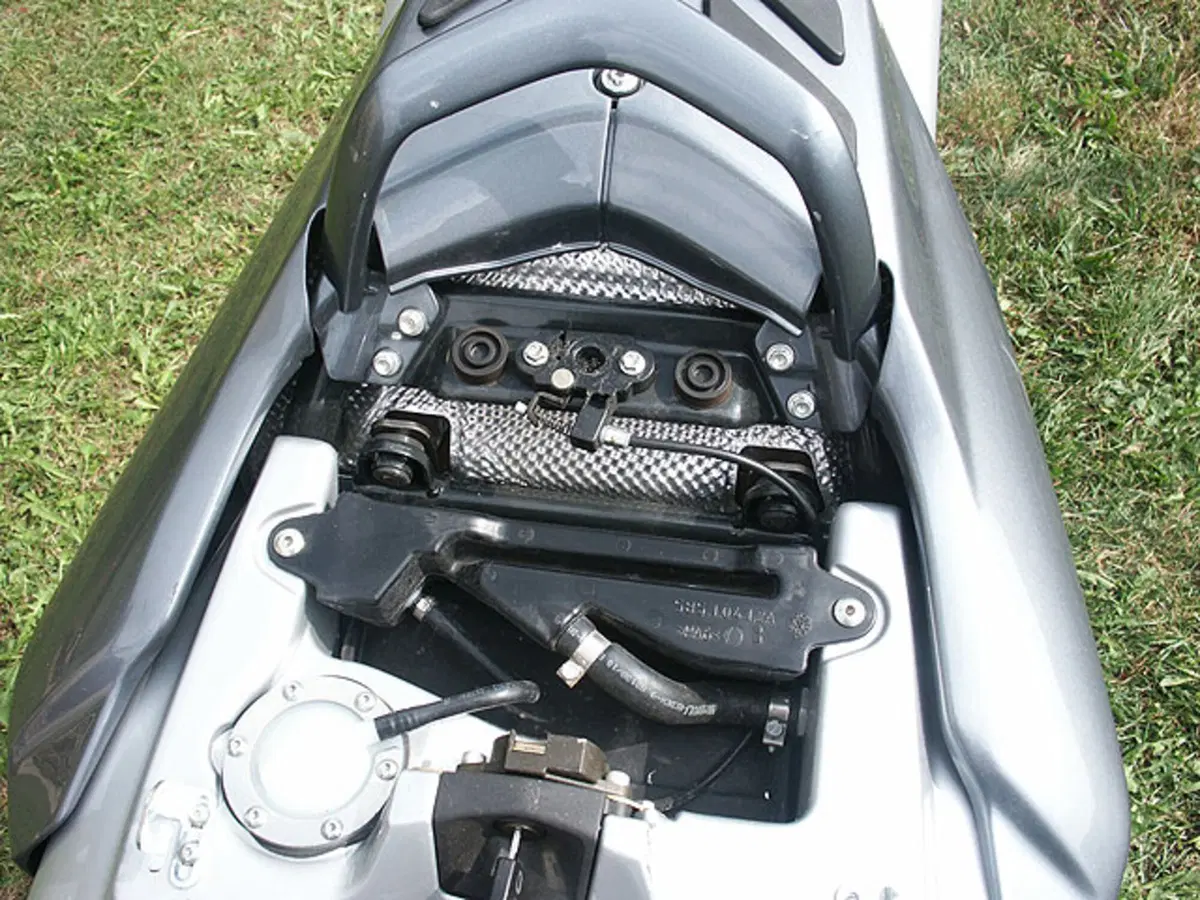 DUCATI Multistrada 1000 DS (8)
