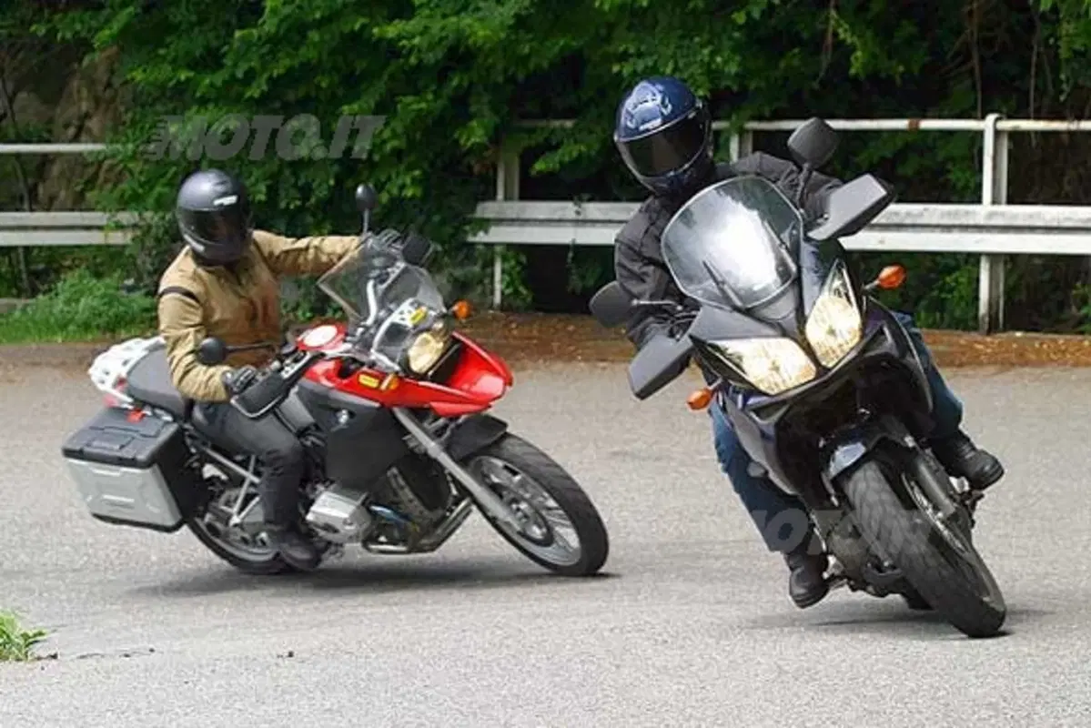 BMW R1200 GS e SUZUKI V-Strom 1000 (6)