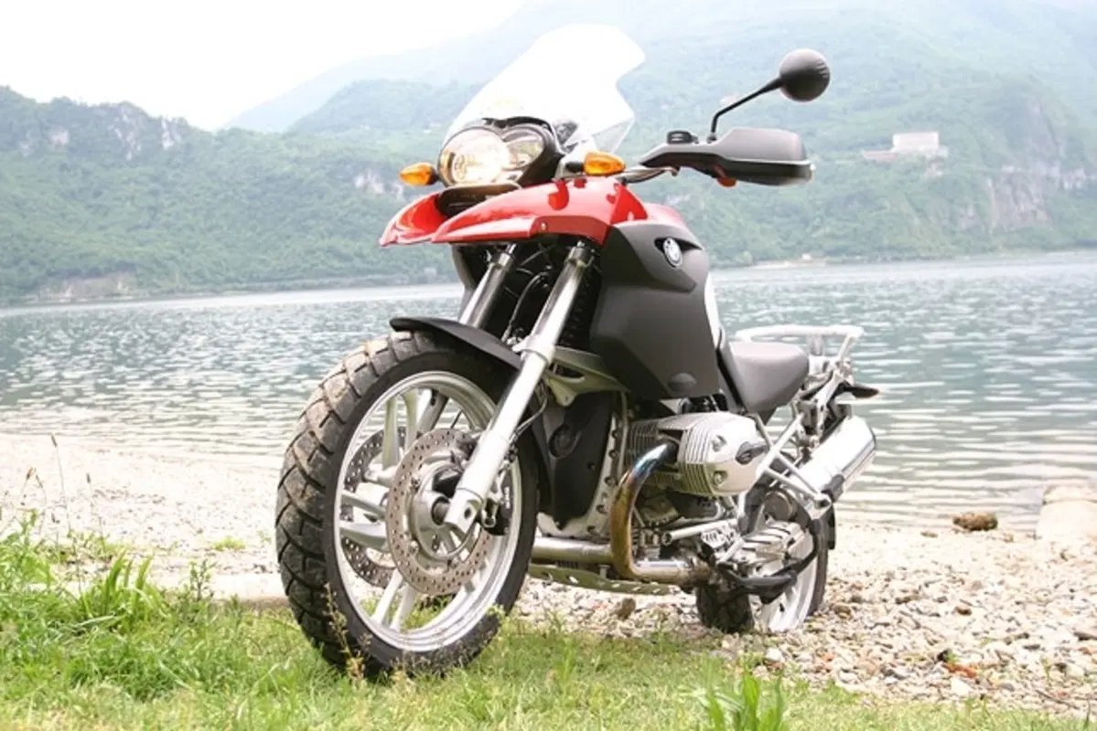 BMW R1200 GS e SUZUKI V-Strom 1000 (7)