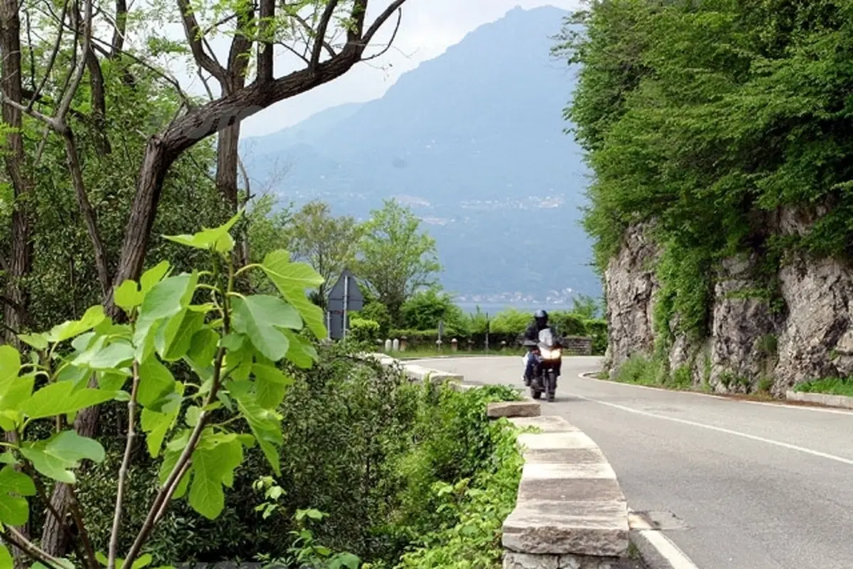 BMW R1200 GS e SUZUKI V-Strom 1000 (27)