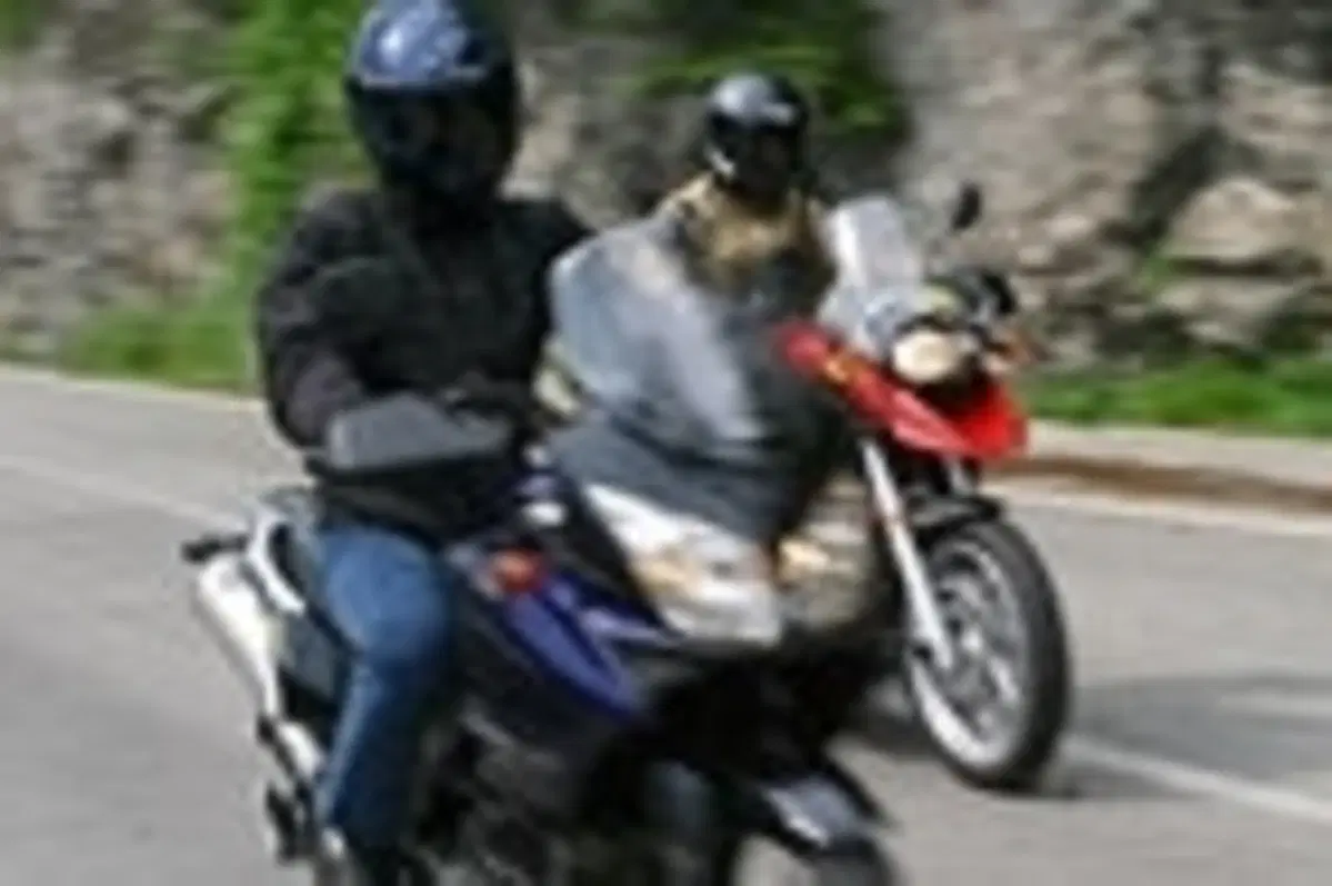 BMW R1200 GS e SUZUKI V-Strom 1000 (29)
