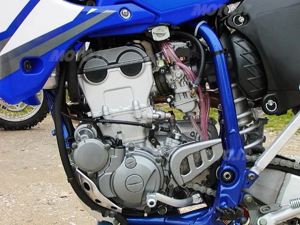 YAMAHA WR 250 F (8)