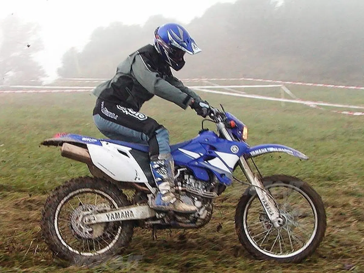 YAMAHA WR 250 F (20)