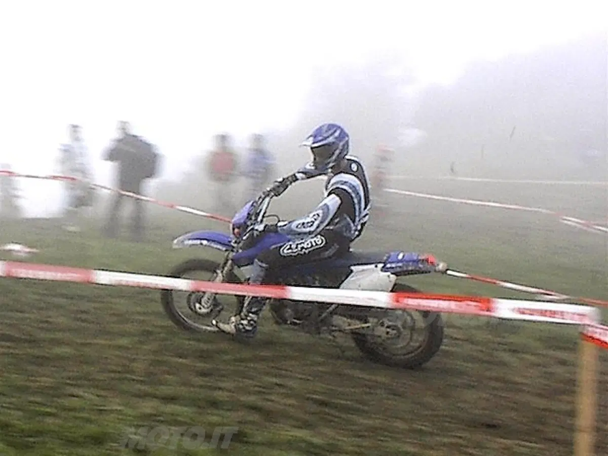 YAMAHA WR 250 F (22)