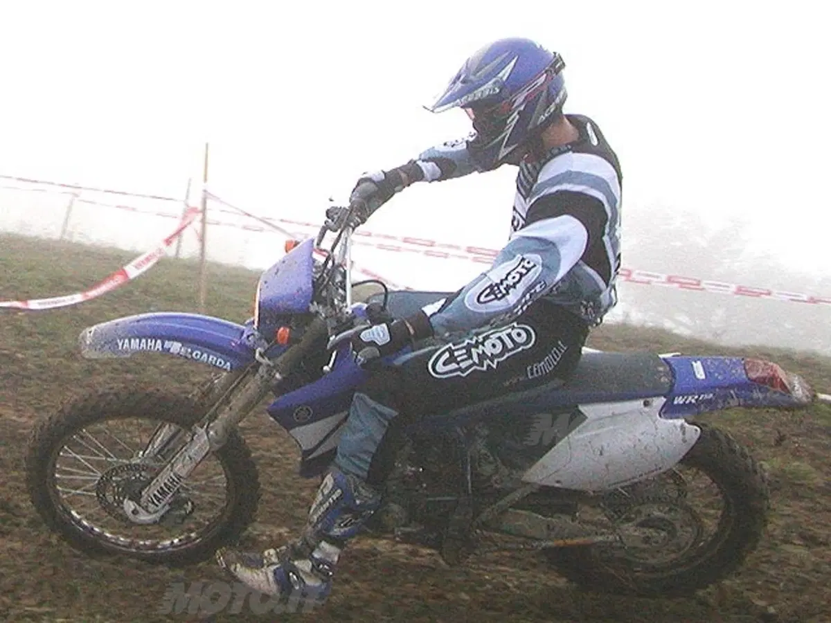 YAMAHA WR 250 F (24)