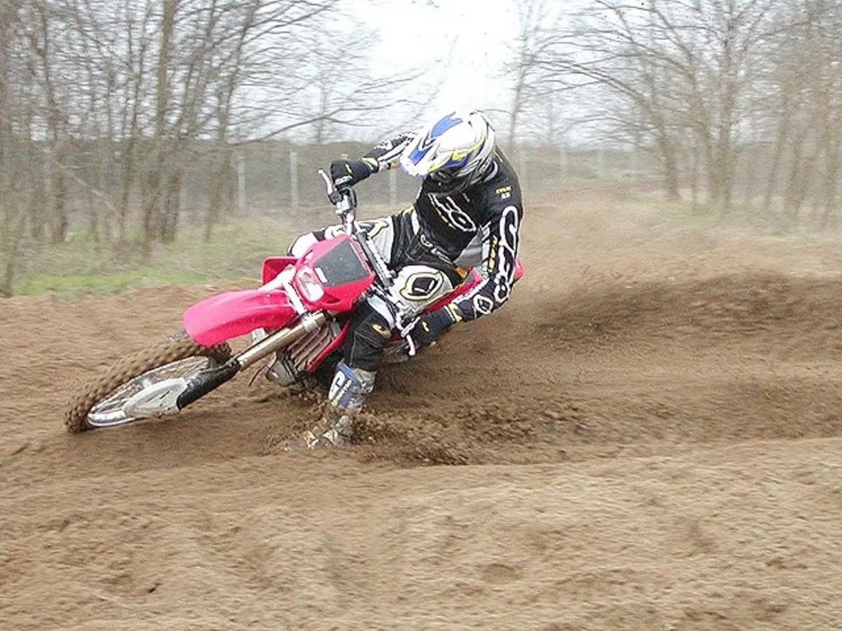 HONDA HM (18)