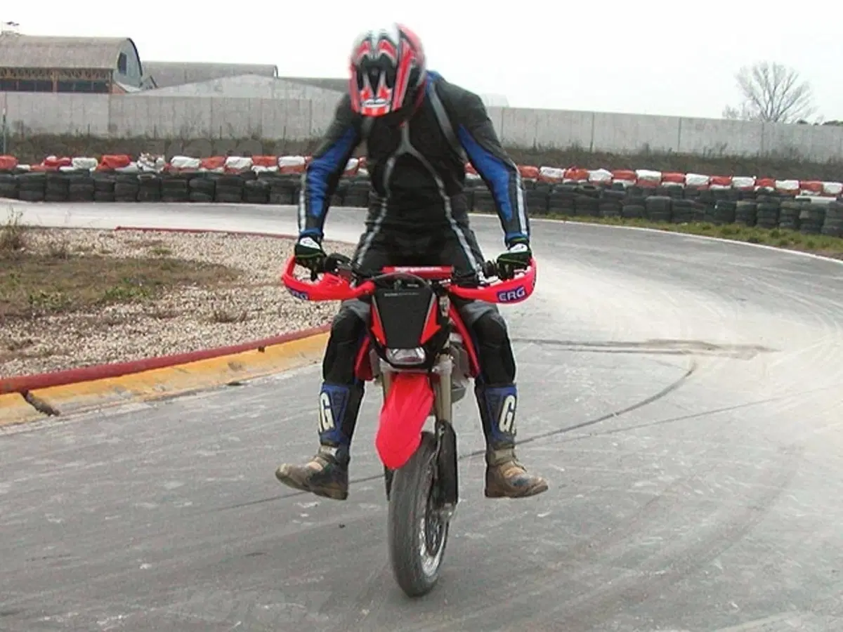 HONDA HM (32)