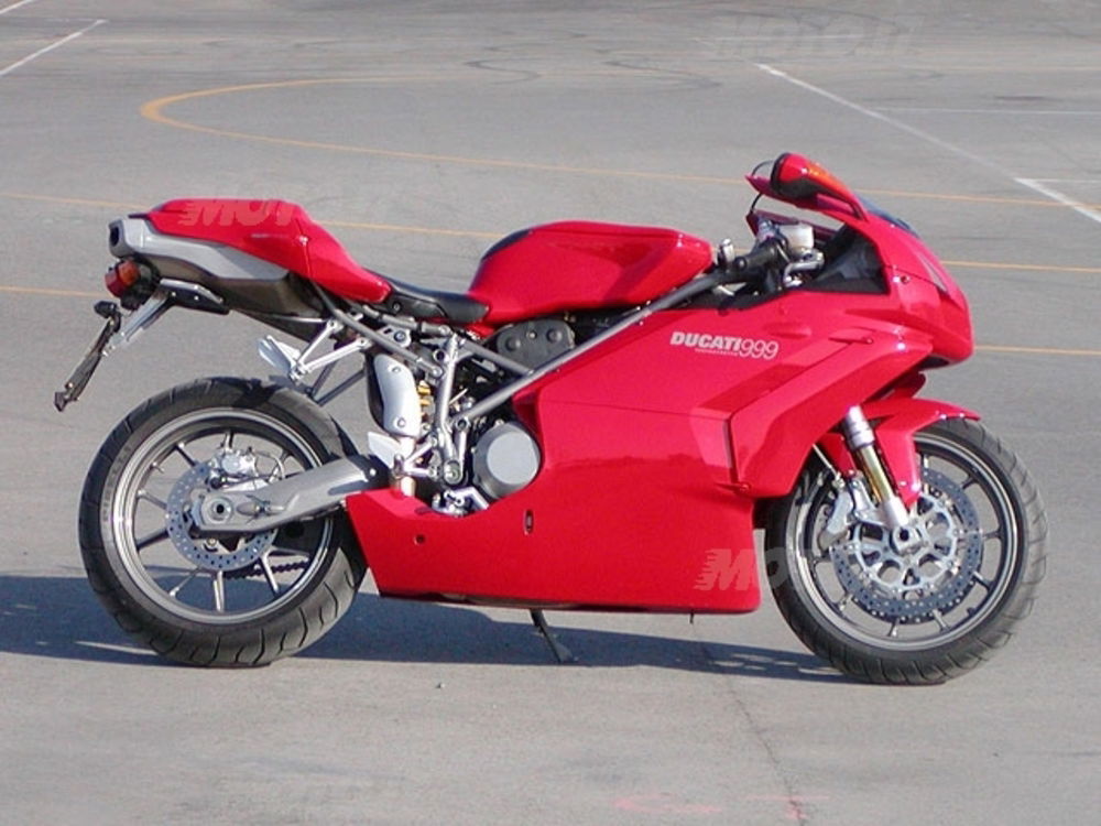 DUCATI 999