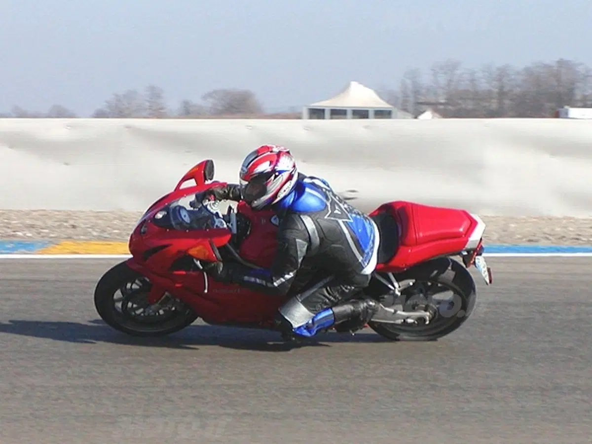 DUCATI 999 (6)