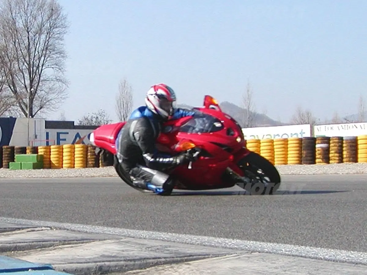 DUCATI 999 (11)