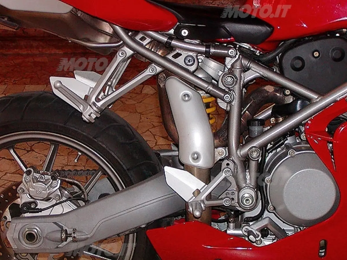 DUCATI 999 (14)