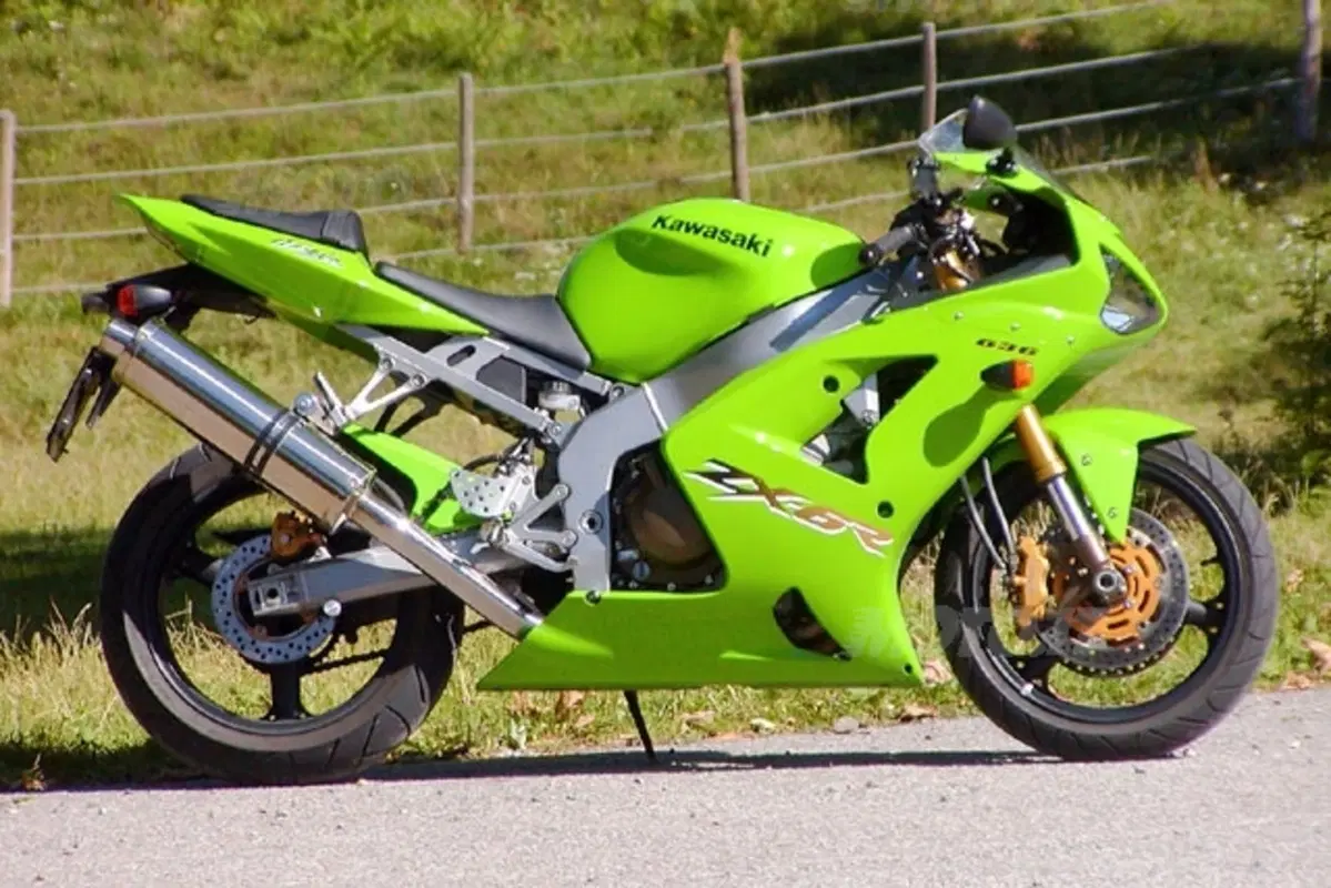 KAWASAKI Ninja 636 ZX-6R