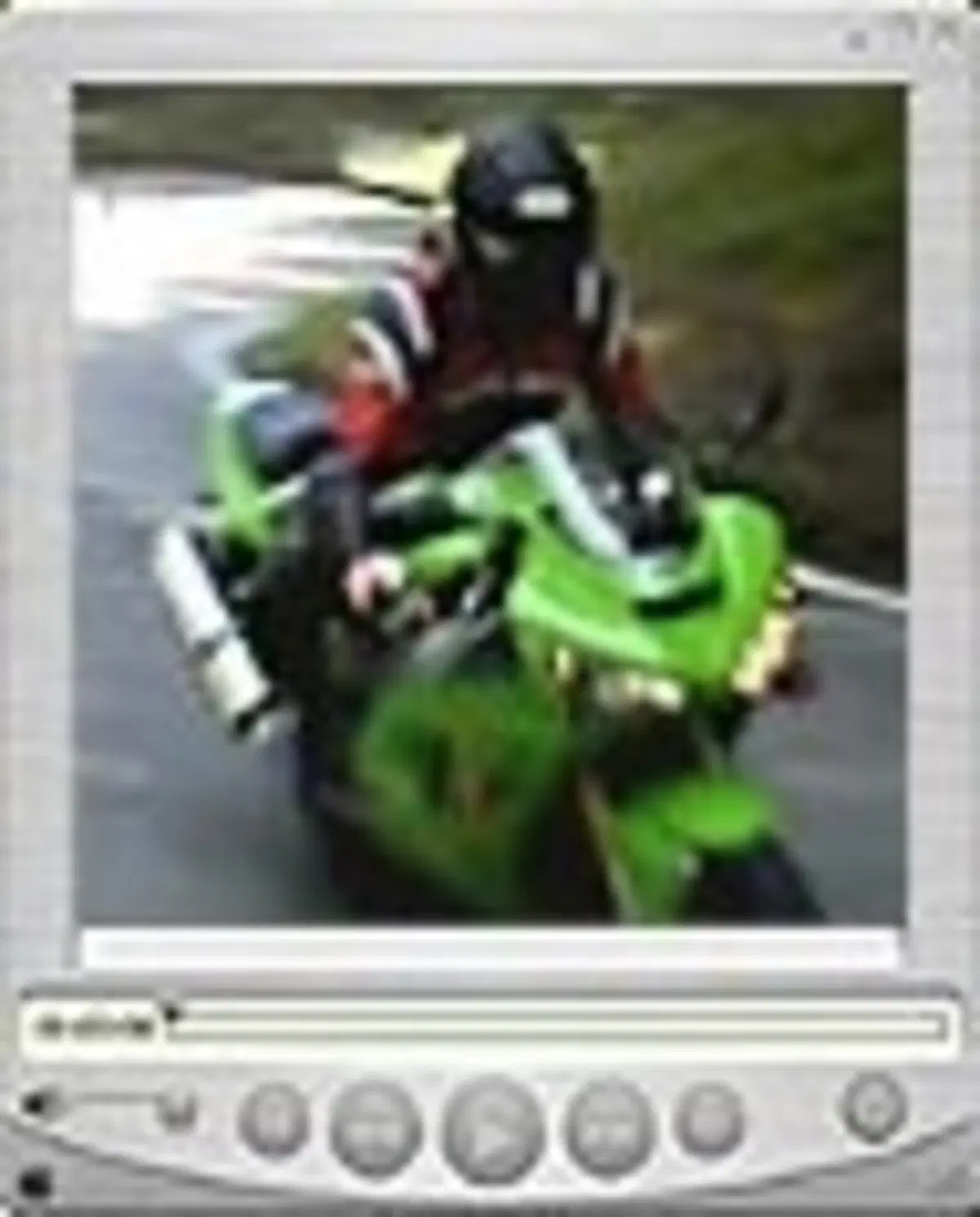 KAWASAKI Ninja 636 ZX-6R (25)
