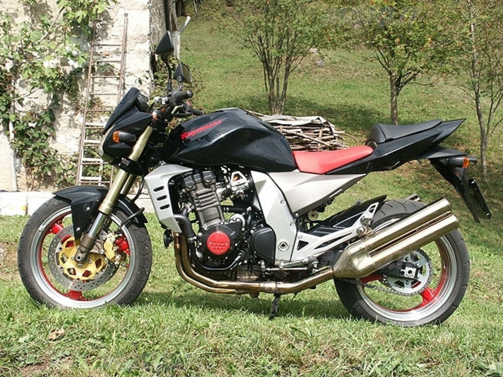 KAWASAKI Z 1000