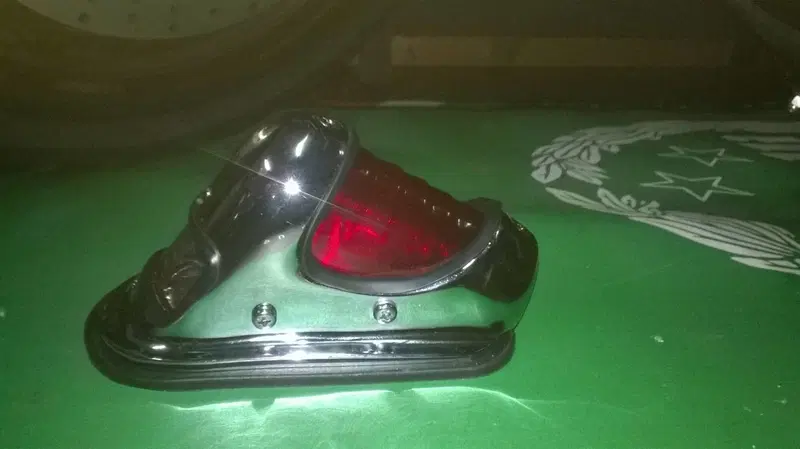 Fanale posteriore Beehive Harley-Davidson