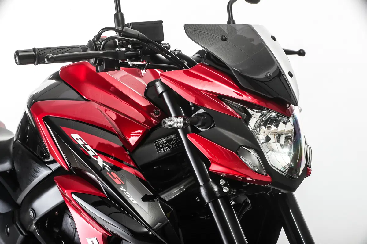 Suzuki GSX-S750 Yugen, debutta a Motodays Roma