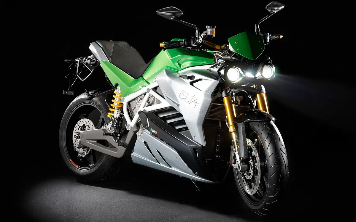 Energica Eva, streetfighter silenziosa (2)