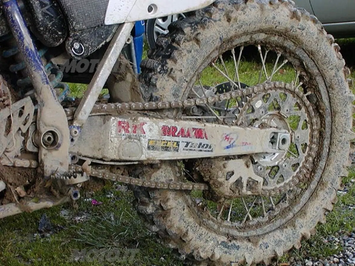 YAMAHA WR 450 F (32)