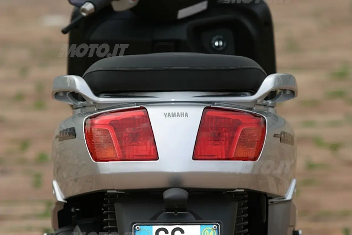 YAMAHA Versity XC 300 (11)