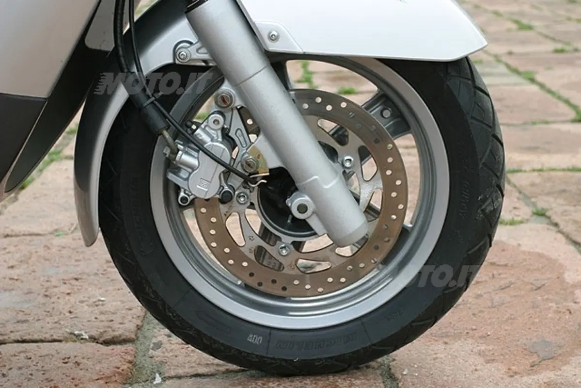 YAMAHA Versity XC 300 (13)
