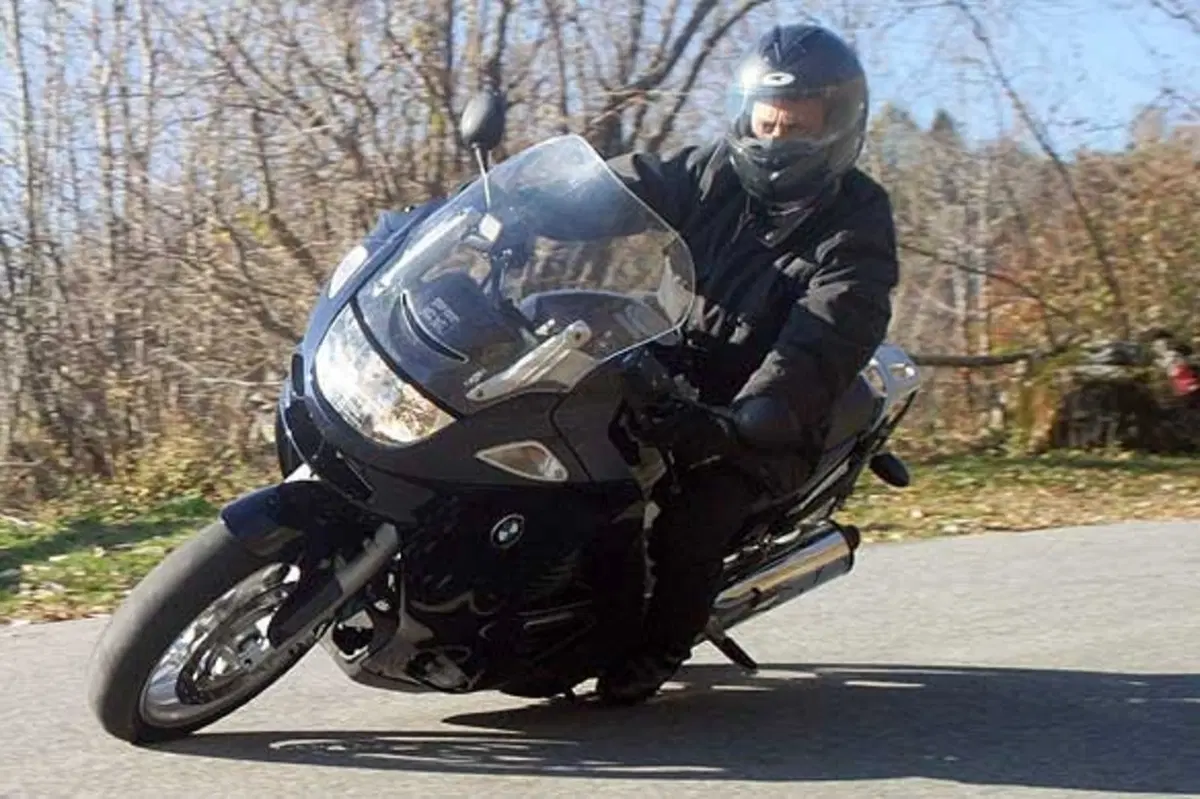 BMW K 1200 GT (6)
