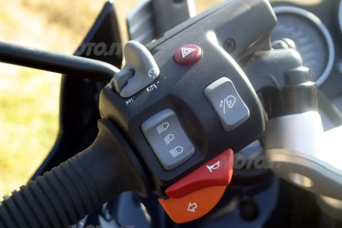 BMW K 1200 GT (11)