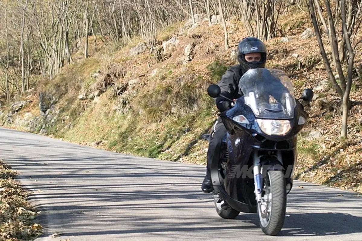 BMW K 1200 GT (18)