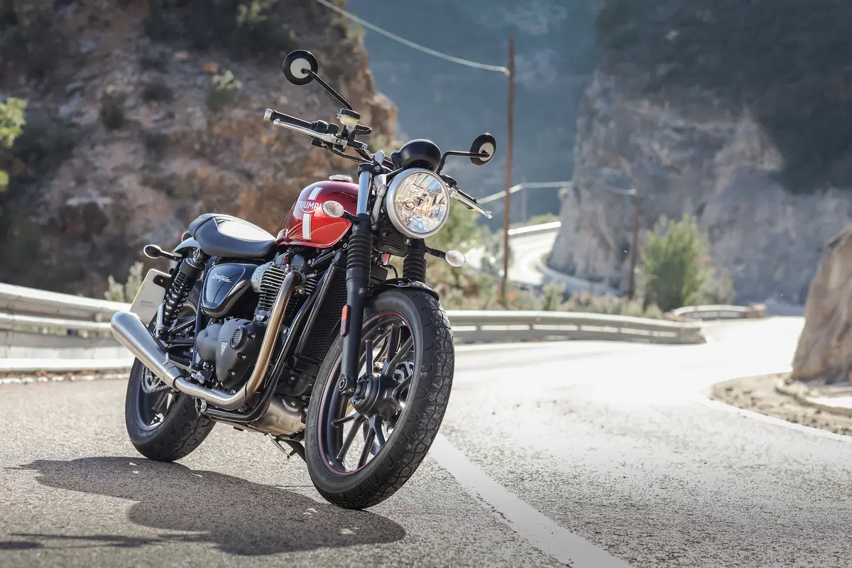 Triumph Bonneville Street Twin (6)