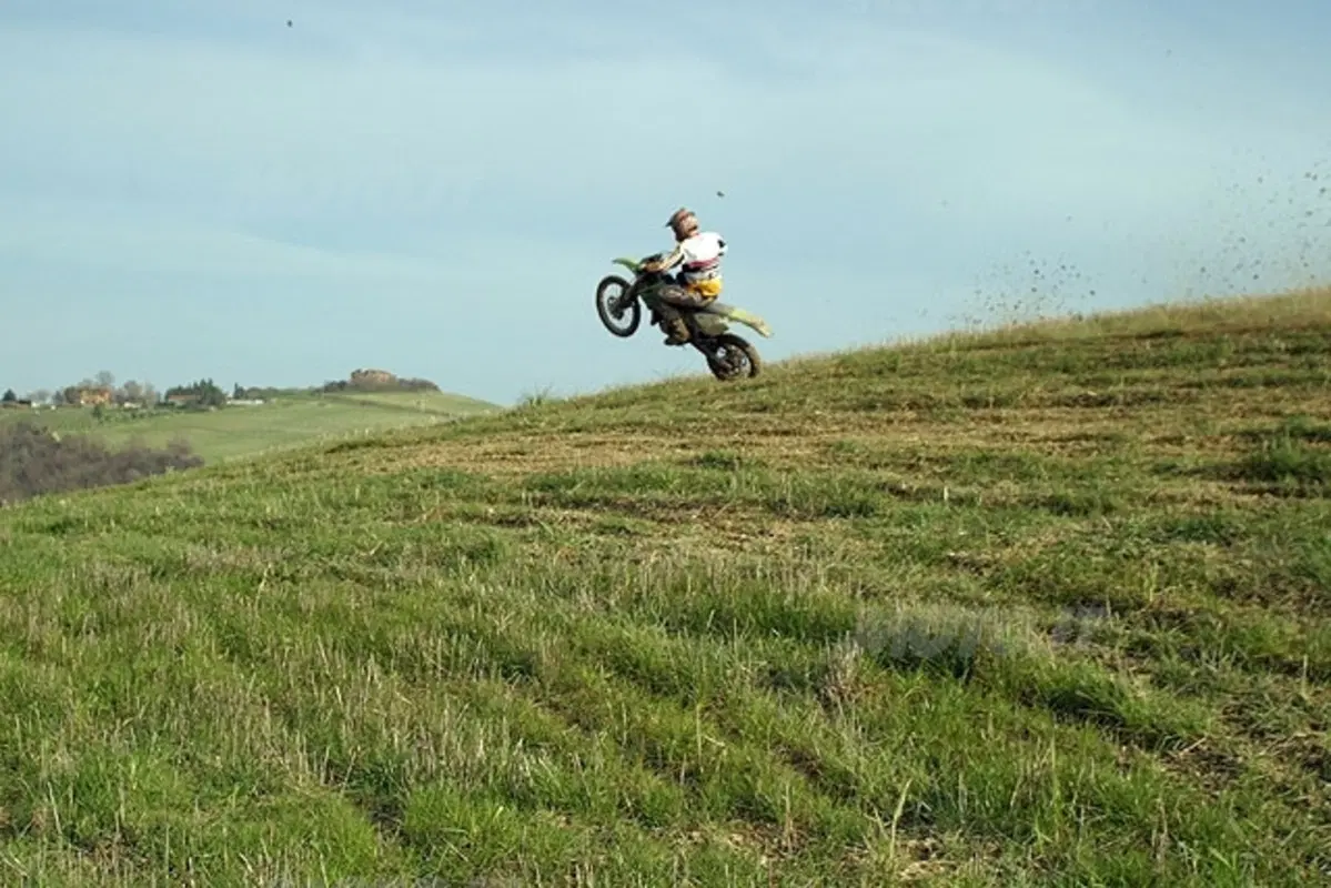 KAWASAKI KXE 125, KXE 250, KXE 250 F (21)