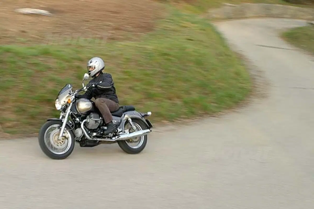 MOTO GUZZI California (4)