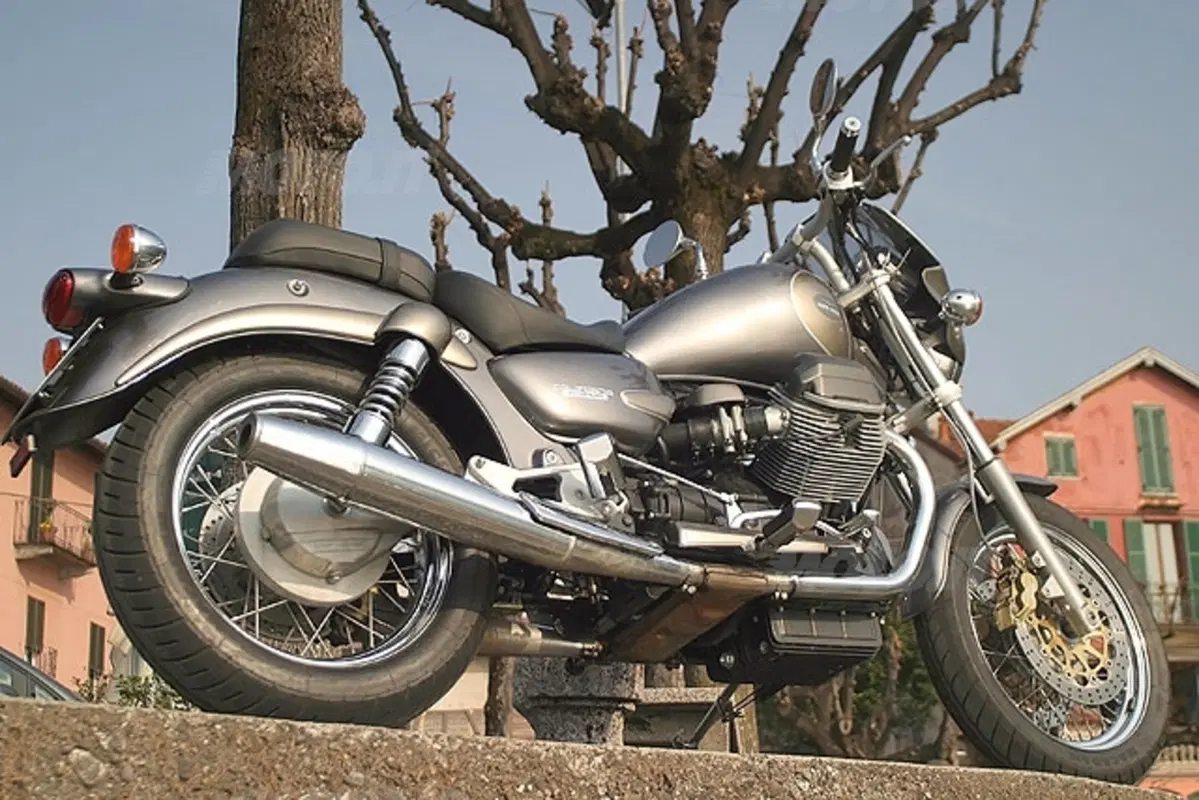 MOTO GUZZI California (7)