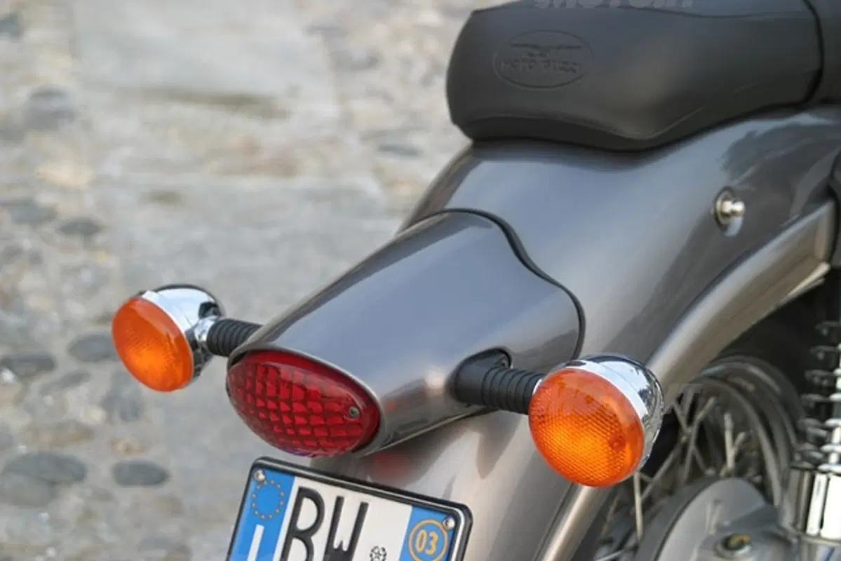 MOTO GUZZI California (12)